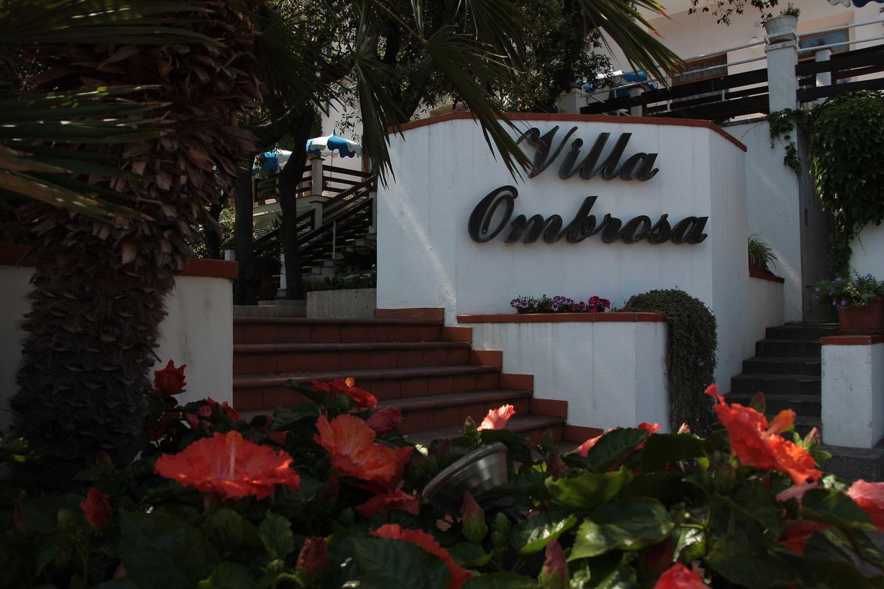 Hotel Villa Ombrosa Portoferraio Room photo